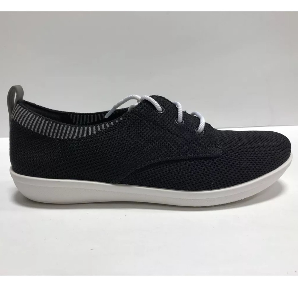 Clark’s Women’s Ayla Reece, Black Lace-Up Sneakers, Size 6.5 M